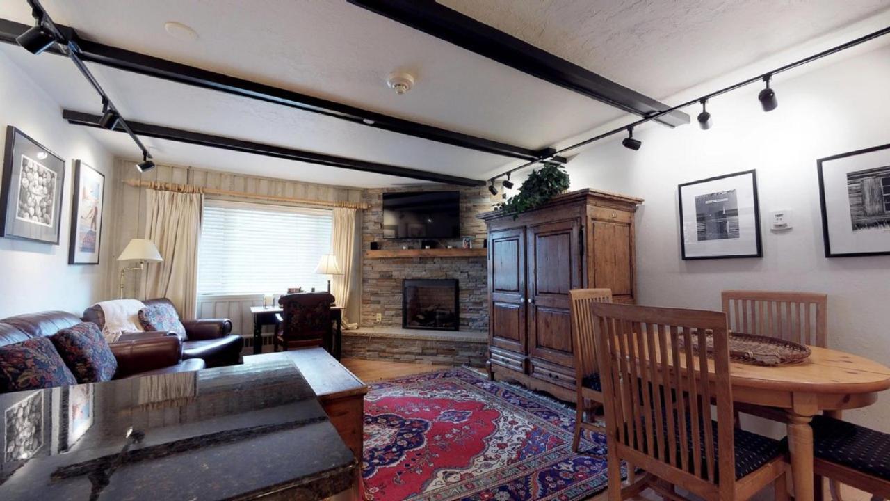 Junior Two-Bedroom Apartment